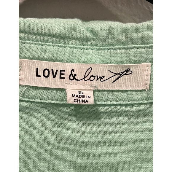 LOVE & LOVE Green Lace Shirt - Picture 2 of 4